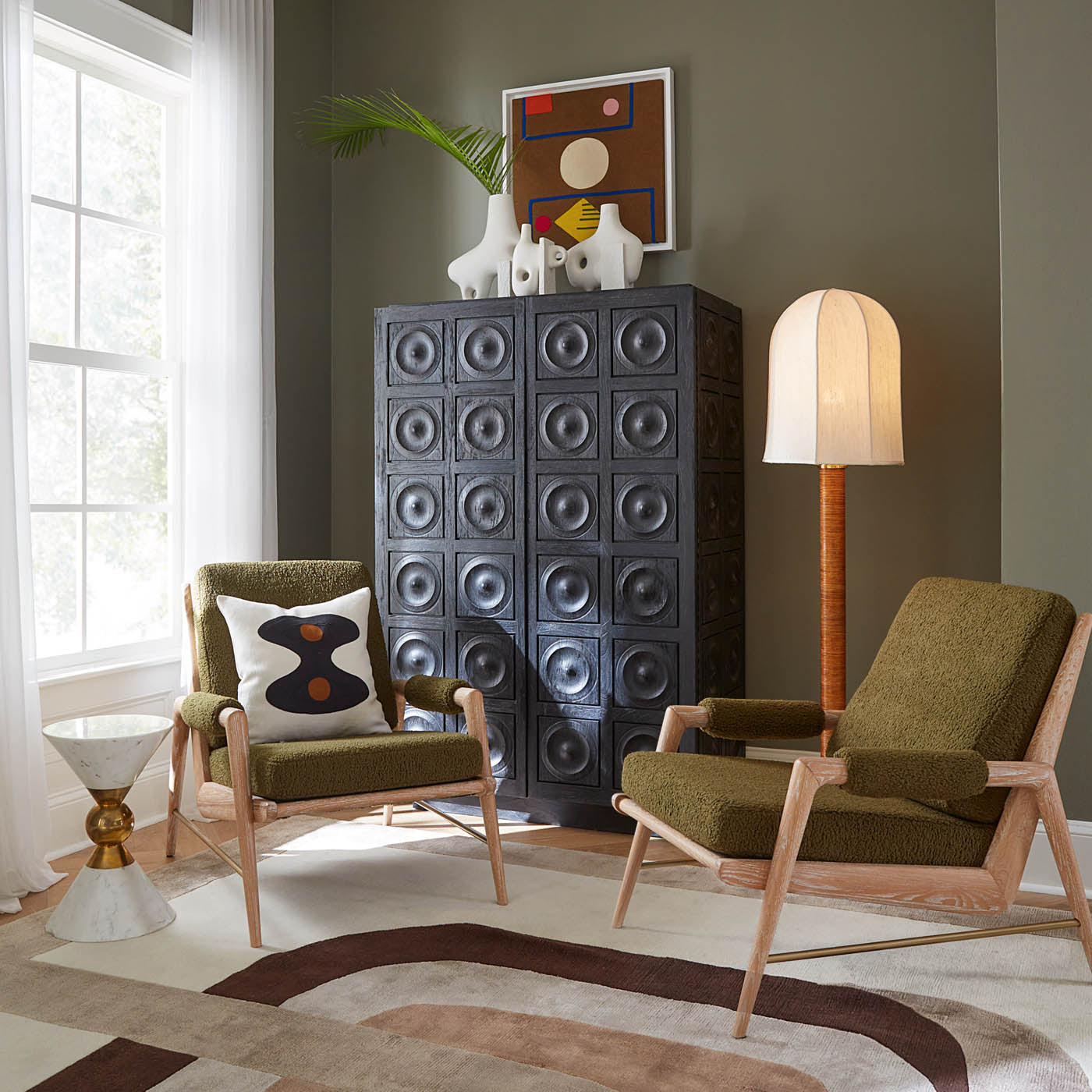 Antwerp Circles Cabinet